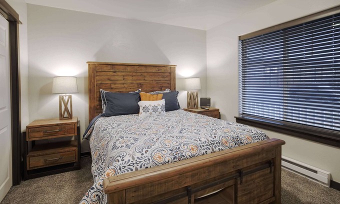 Butte House | Copper King Extended Stay Collection - 2 Bedroom Duplex