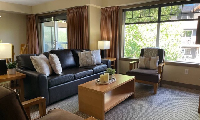 Copperstone Resort Condo | Copper Point - Outdoor Hot Tub | Fire Table | Gym