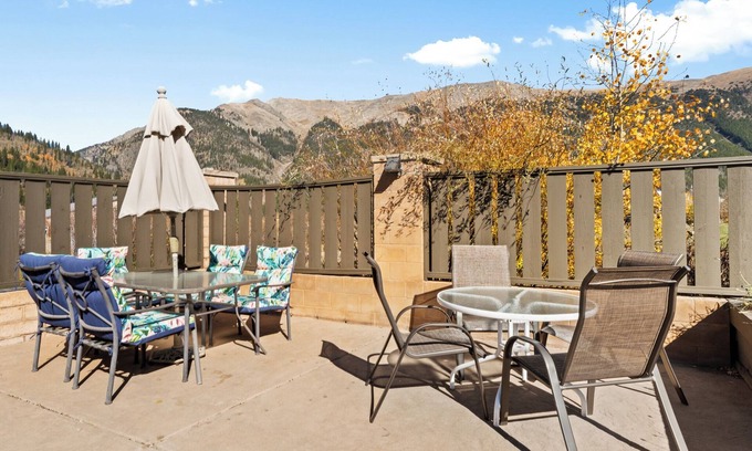 Copper Mountain Village Apartment | Copper Valley #112
