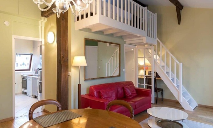 Faubourg Saint-Germain Apartment | Coquelicot | Delightful 1 Bedroom Apt near Eiffel Tower