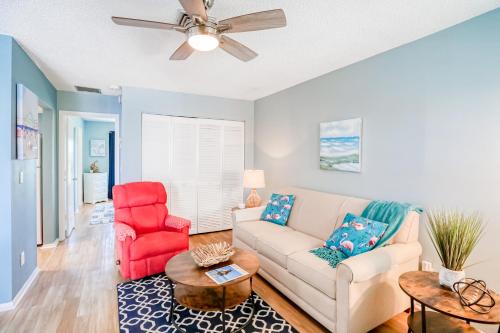 Bradenton Beach Apartment | Coquina Reef 12