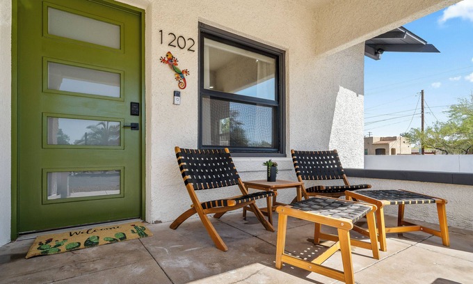 Feldman's House | Corazón Compound - Casa + Casita, NEW, Walk to UA, 4th Ave.