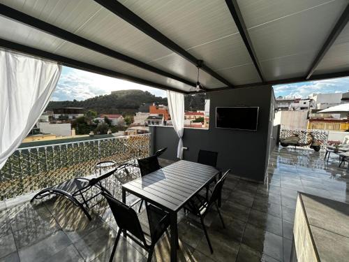 Bailen-Miraflores House | Corazón urbano