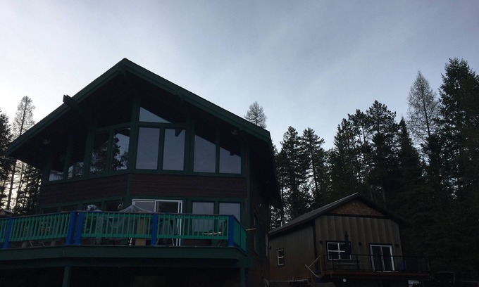 Coram House | Corbett Lane Chalet Main House