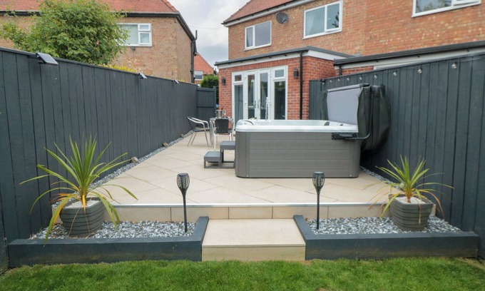 Bridlington Cottage | Corner Cottage