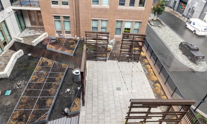 Assembly Square Apartment | Corner Lovely 2 bedroom 2 bathroom at the heart of assembly row