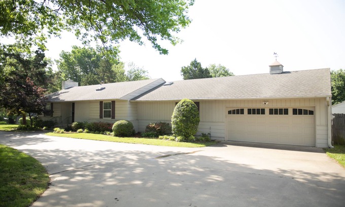 Tulsa House | Corner Midtown Charmer