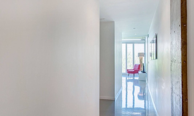 International District Apartment | Corporate Stays | Loft4U | Artistic 2BR