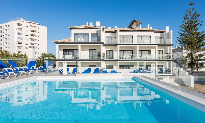 Correeira Apartment | Correeira Luxury Residence T2 A - Albufeira, Pools, Wifi, Bbq, Beach