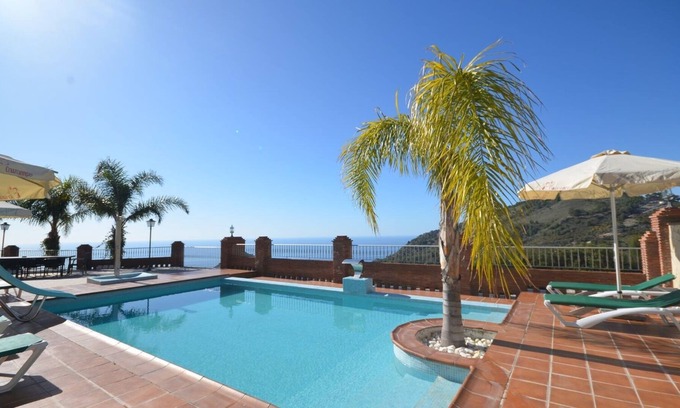 Nerja Villa | Cortijo Paquita Nerja by Ruralidays