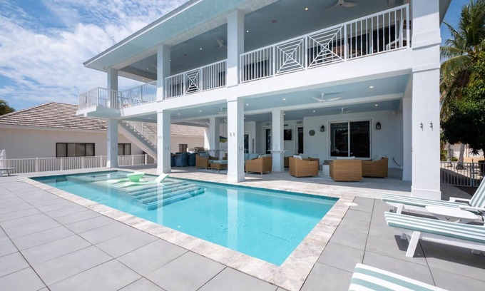 Coury House | Costal Luxury in Key Colony Beach, Pet Friendly Comfort and Style!