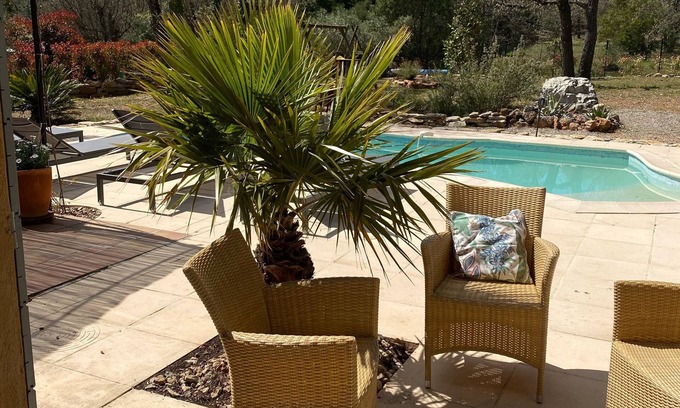 Le Thoronet House | Cosy and comfortable Provencal villa, swimming pool, wooded garden, 4 stars