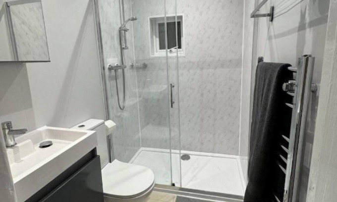 Ipswich Apartment | Cosy and Modern 3 Beds Ipswich Center