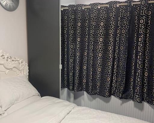Northumberland Heath Apartment | Cosy and warm studio apartment in Bexleyheath