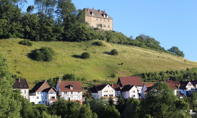Schwalenberg Apartment | Cosy apartment for 4 guests with WIFI, TV and terrace