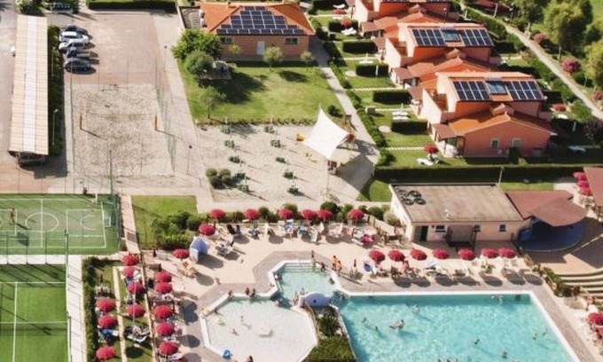 Vada Apartment | Cosy apartment for 6 guests with pool, A/C, WIFI, TV and patio