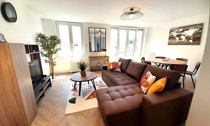 Chateauroux Apartment | Cosy Apartment-2 Bedrooms-6 Pers- Wifi- City Centre (4)