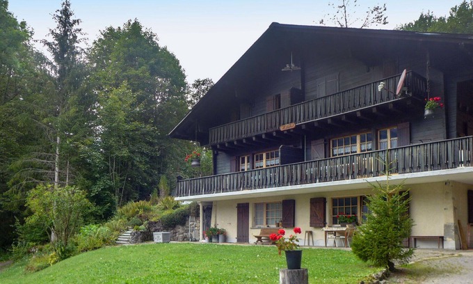 Vers L'Eglise Apartment | Cosy apartment for 6 people with WIFI, TV and balcony