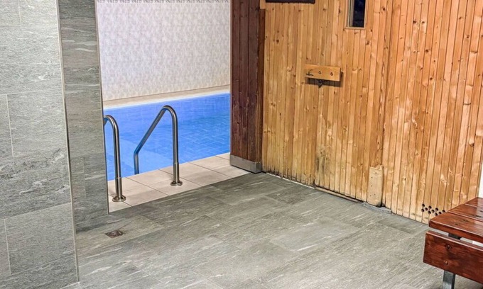 Acletta Apartment | Cosy apartment for 4 guests with WIFI, pool, TV, balcony, pets allowed and panoramic view