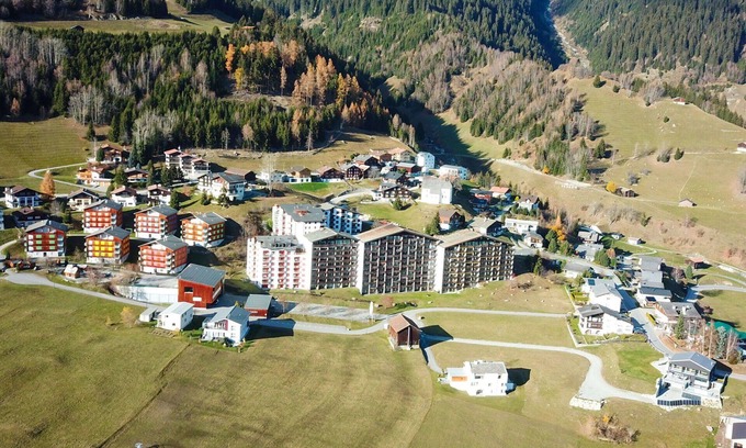 Acletta Apartment | Cosy apartment for 6 guests with pool, WIFI, TV, balcony and panoramic view