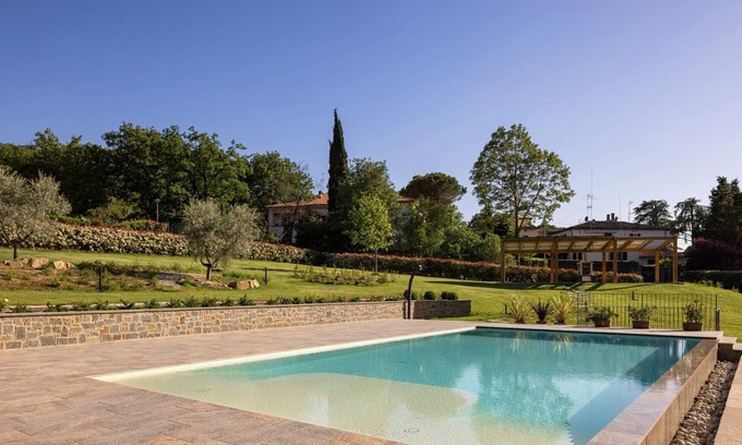 Pieve al Bagnoro Apartment | Cosy apartment for 6 guests with WIFI, A/C, pool, TV, pets allowed and parking