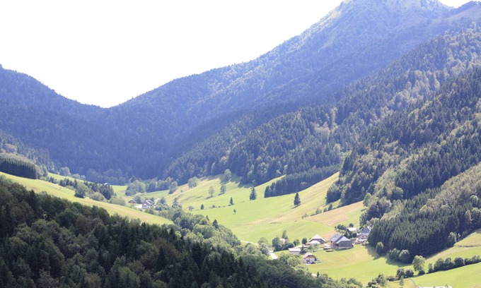 Aillon-le-Jerune Apartment | Cosy apartment at the foot of the slopes