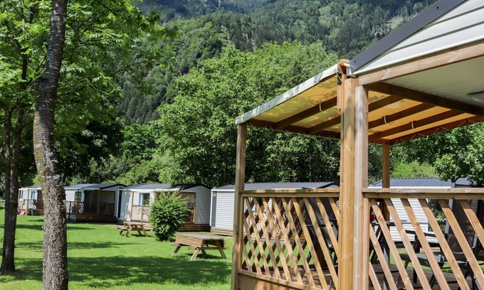 Muhldorf House | Cosy apartment in villa for 4 people with A/C, WIFI, TV, terrace, pets allowed and panoramic view