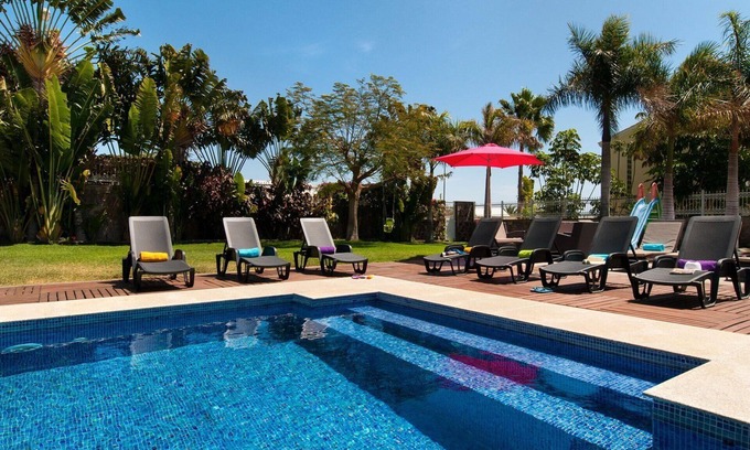 Sonnenland House | Cosy apartment in villa for 8 people with private pool, WIFI, TV and patio
