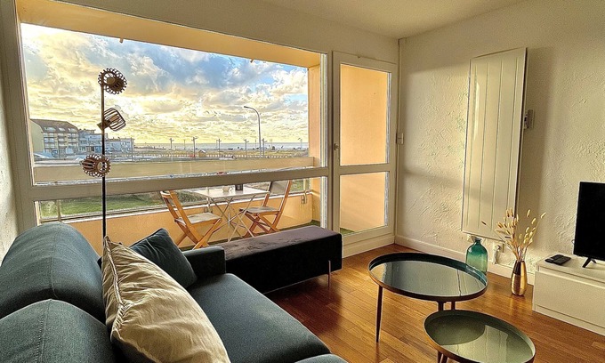 Stella-Plage Apartment | Cosy apartment with sea view