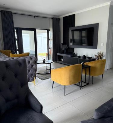 White River Villa | Cosy & Comfy Paradiso