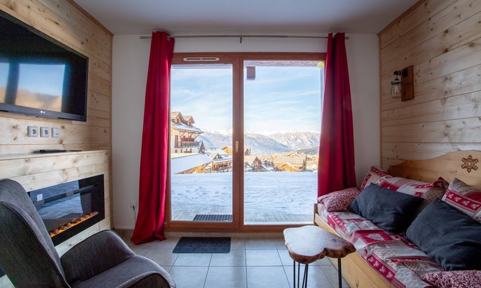 Les Orres Apartment | Cosy Cottage 1800 - piscine, sauna, parking privée