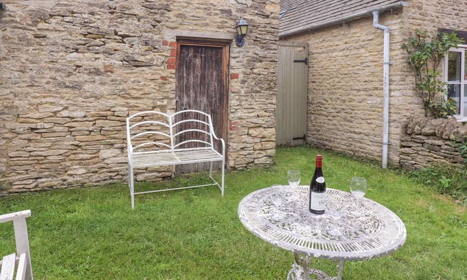 Burford Cottage | Cosy Cottage