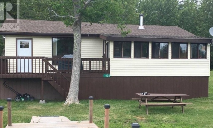 Unorganized Centre Parry Sound Cabin | Cosy Cottage On The River