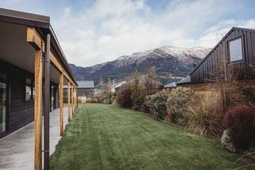 Lake Hawea House | Cosy family home in Lake Hawea