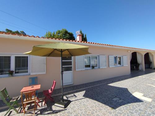 Ferreira-a-Nova Apartment | Cosy Home by l'Arche de Jo