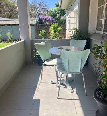 Stellenbosch Bed & Breakfast | Cosy homestay in green area