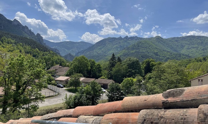 Axat House | Cosy house with roof terrace and stunning views
