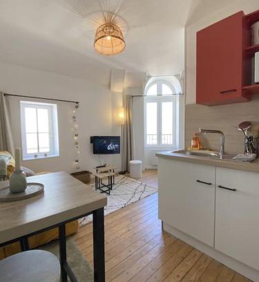 Vierzon Apartment | Cosy Mac Nab