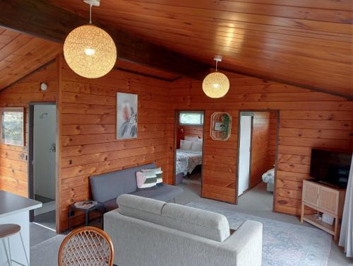 Rotorua House | Cosy n Central Rotorua 2BR Entire House & Studio