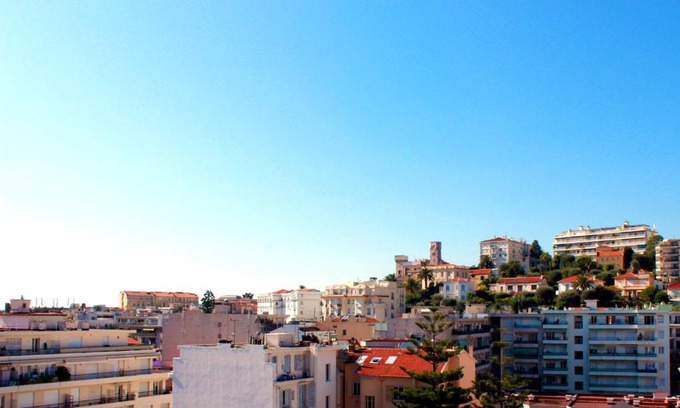 Gambetta Apartment | Cosy - Negresco - AC - 5 min walk to Beach