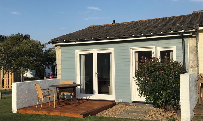 Yarmouth Cottage | Cosy One Bedroom Cottage In Yarmouth (Discounted Ferry Available)