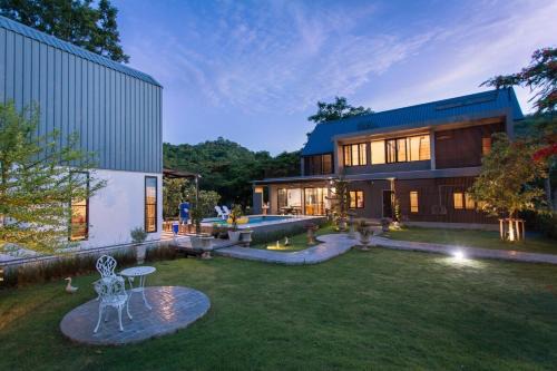 Nong Nam Daeng Villa | Cosy Pool Villa Khaoyai