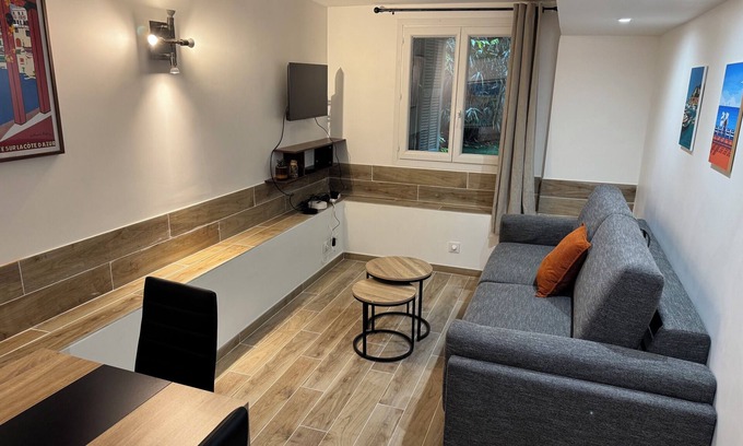 Nice City Centre Apartment | Cosy studio near beach and Museum of Fine Arts