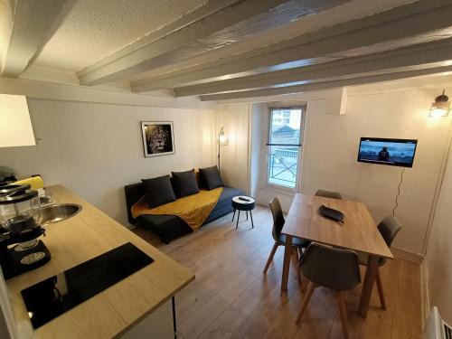 Montbrison Apartment | Cosy T2