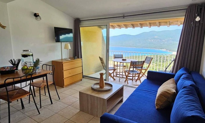 Serra-di-Ferro Apartment | Cosy T2 sea and pool view Alba Rossa