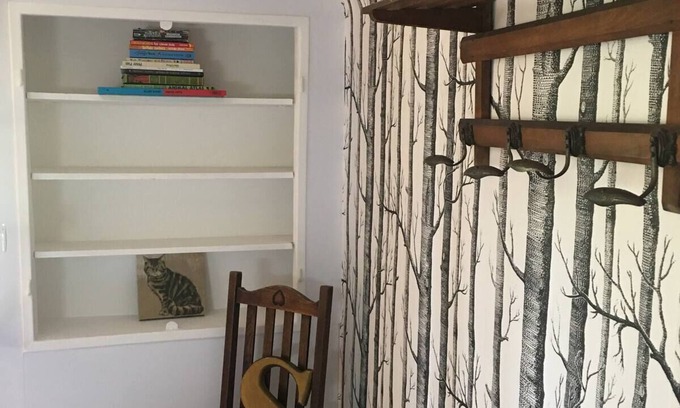 Barjols Villa | Cosy Traditional Villa with Private Land