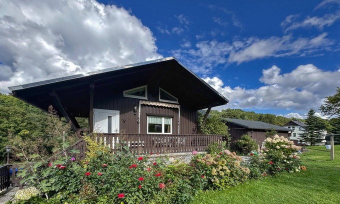 Breitenbrunn/Erzgeb. House | Cosy wooden chalet in the Ore Mountains