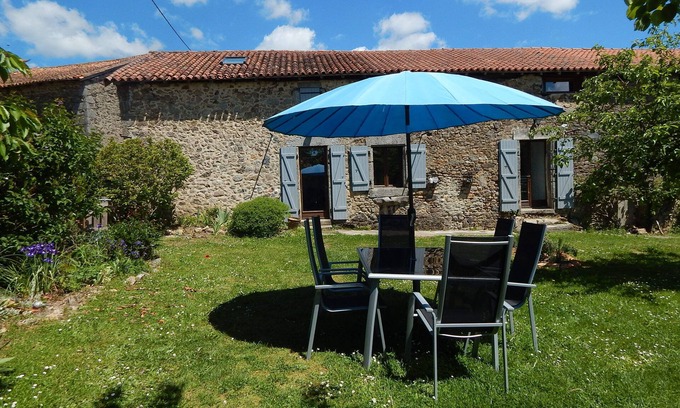 Bussiere-Badil House | Cottage 6 people with garden, spa and sauna in the Périgord vert
