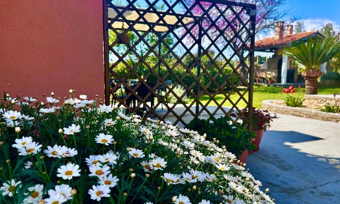 Pyrgos House | Cottage beachfront