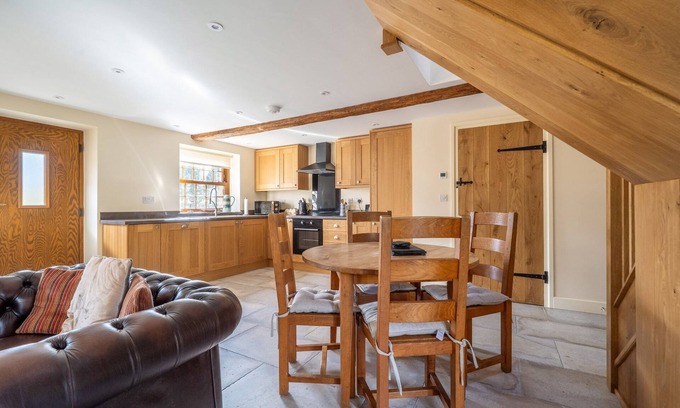 Brecon Cottage | Cottage in Brecon Beacons with Panoramic Views